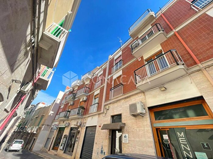 Appartamento trilocale in vendita in Via Sant Angelo, Molfetta