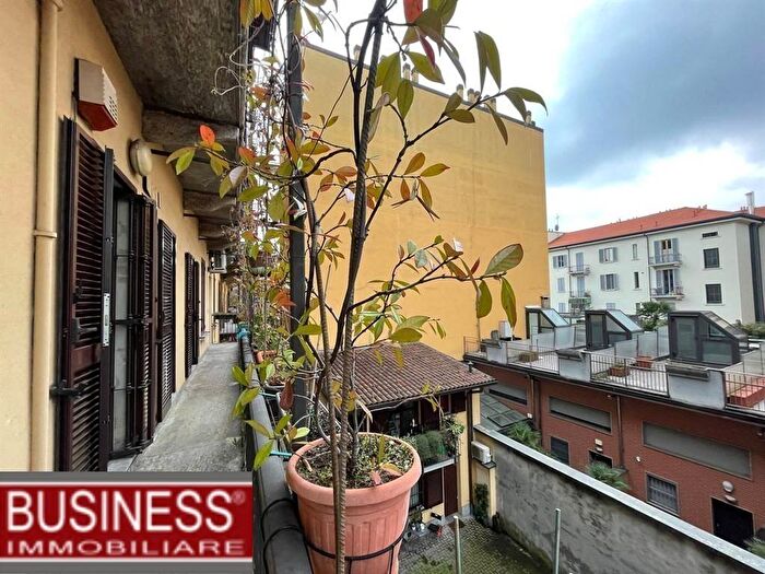 Appartamento bilocale in affitto in Piazza Santa Maria alla Fontana, Zara, Milano