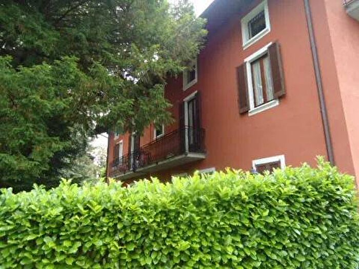 Appartamento trilocale in affitto in Via Brunico, Belforte, Varese