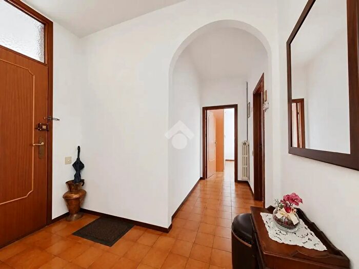 Appartamento trilocale in vendita in Via Bovio, Follonica