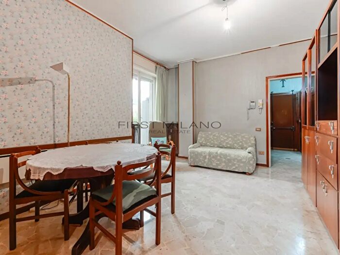 Appartamento bilocale in vendita in Via Agordat, Milano