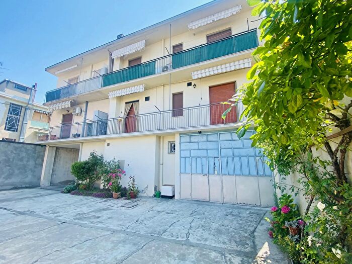 Appartamento bilocale in vendita in Voghera