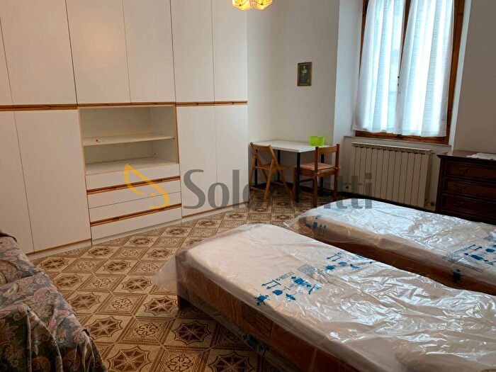 Appartamento quadrilocale in affitto in Via Duccio di Boninsegna, Ravacciano, Siena