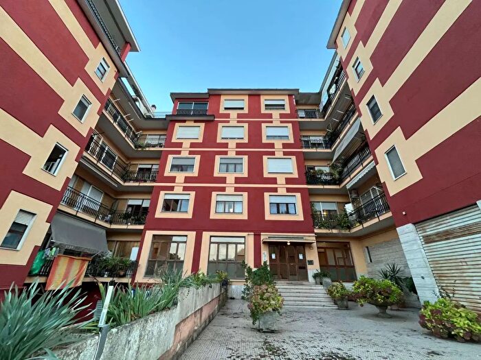 Appartamento trilocale in vendita in Via Napoli, Benevento