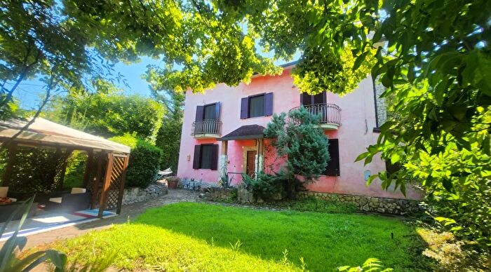 Casa trilocale in vendita in Perrillo Pastene SantAngelo a Cupolo Benevento Campania Italia, SantAngelo A Cupolo