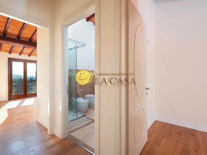Casa quadrilocale in vendita in Figline e Incisa Valdarno