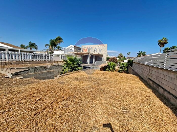 Casa con 6 locali in vendita in Via Jesolo, Ragusa