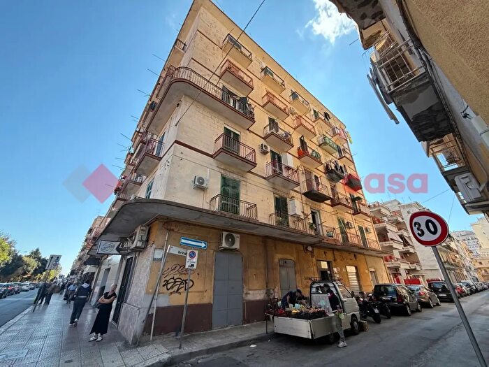 Appartamento monolocale in vendita in Via Brindisi, Taranto
