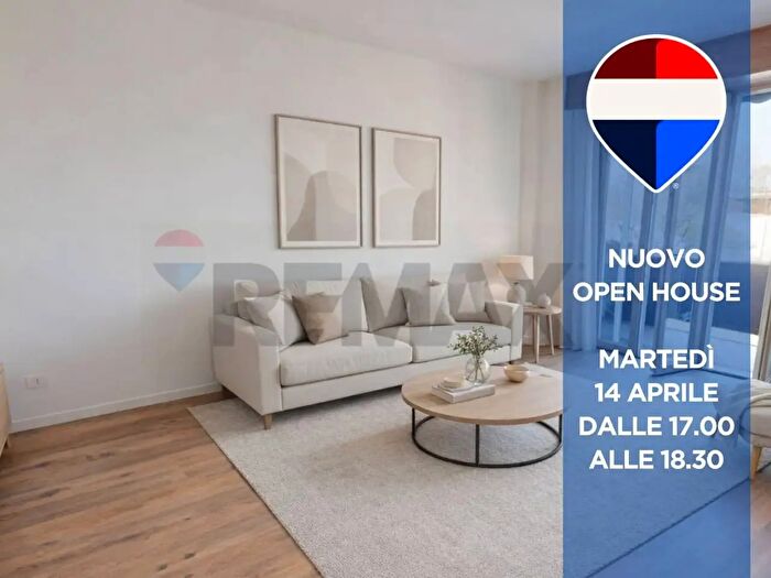 Appartamento trilocale in vendita in Via Tolmezzo, Milano