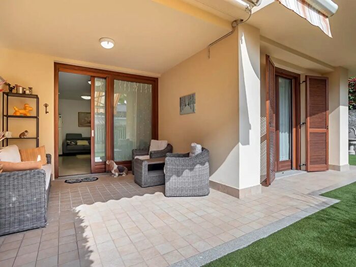 Appartamento trilocale in vendita in Via delle Vallazze, Cavenago Di Brianza