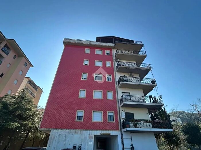 Appartamento trilocale in vendita in Viale Rimembranze Vico, CoriglianoRossano