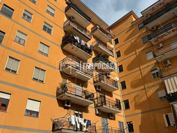 Appartamento trilocale in vendita in Via San Francesco dAssisi, Marigliano