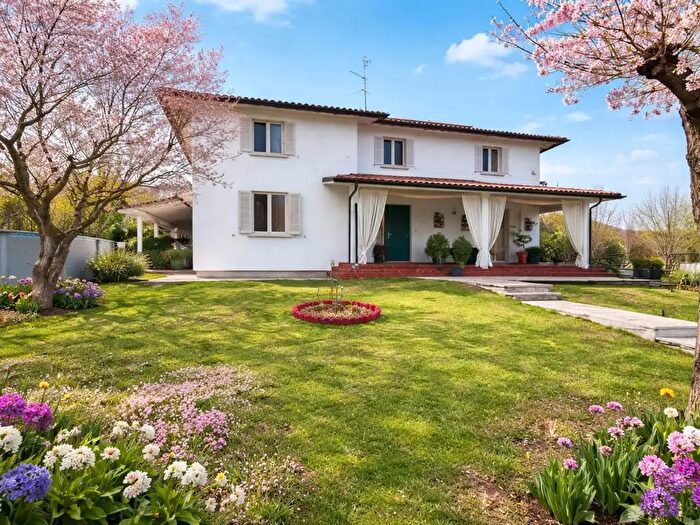 Casa in vendita in VPianazza, Montescano