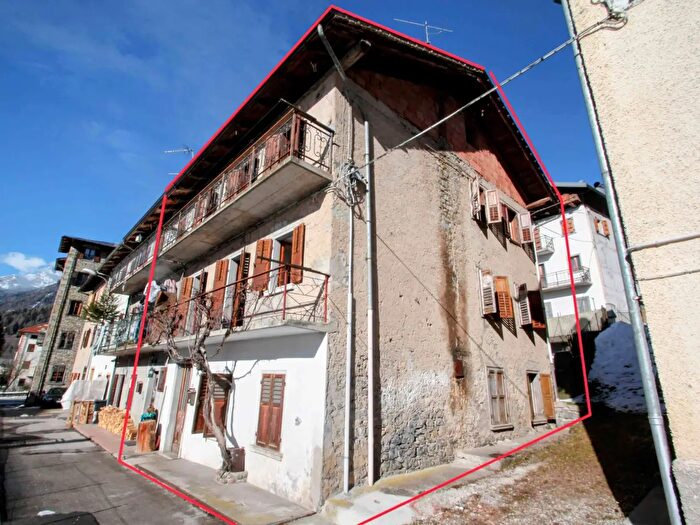 Casa con 6 locali in vendita in Via Piane, Vigo Di Cadore