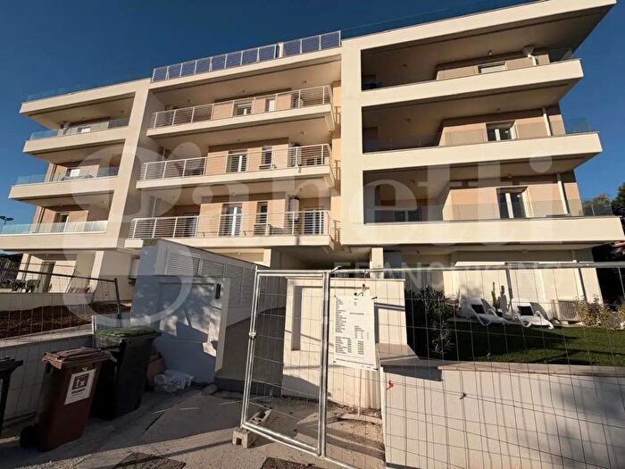 Appartamento trilocale in vendita in Via G Iustini Snc, Martinsicuro