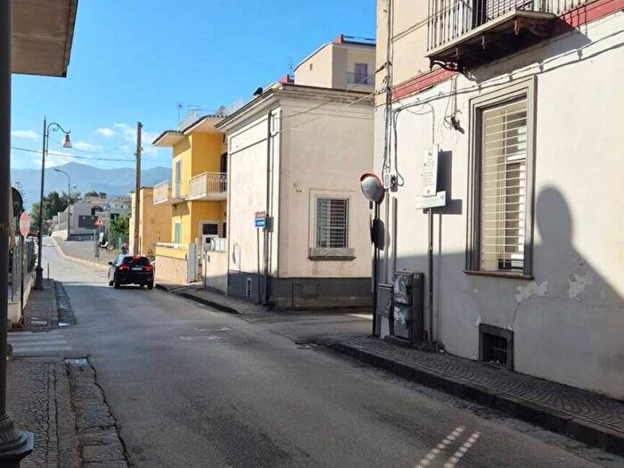 Appartamento quadrilocale in affitto in Via Vittorio Emanuele, Centro, Pompei