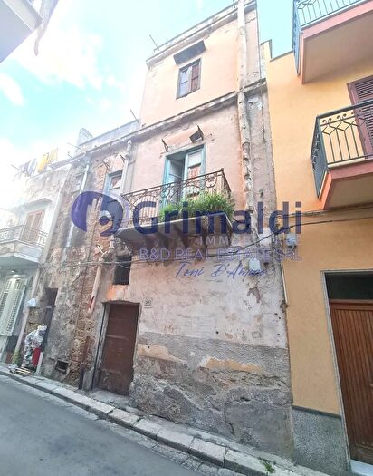Casa con 5 locali in vendita in Via Spanò, Bagheria