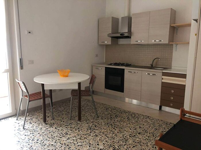 Appartamento bilocale in affitto in Via Giuseppe Garibaldi, Bolladello Peveranza, Cairate