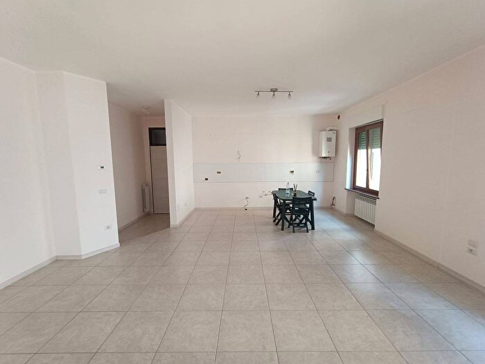 Appartamento quadrilocale in affitto in Viale Zaccagnini, Centro, Montegranaro