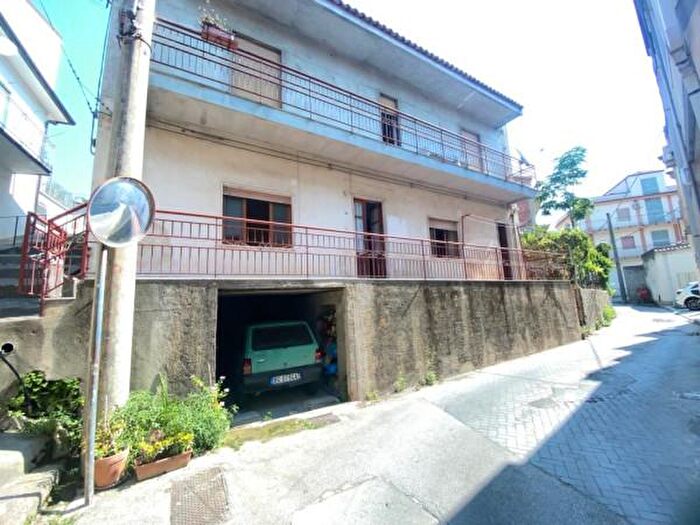 Appartamento quadrilocale in vendita in Contrada Piscittina, Capo DOrlando