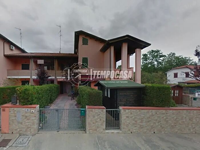 Casa quadrilocale in vendita in Via Pisa Lido di Pomposa, Comacchio