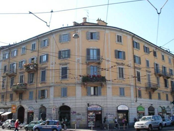 Appartamento trilocale in affitto in Via Vigevano, Navigli Darsena, Milano