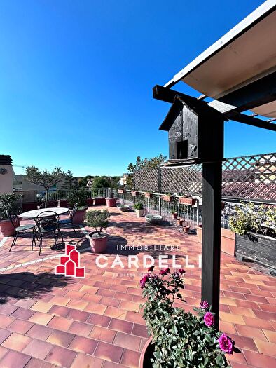 Appartamento con 5 locali in vendita in Via Martiri di Belfiore, Civitanova Marche