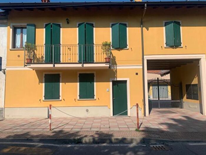 Appartamento bilocale in vendita in Orio Litta