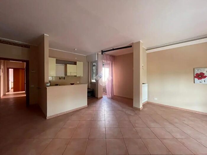 Appartamento trilocale in vendita in Via Orsa Maggiore, Terni