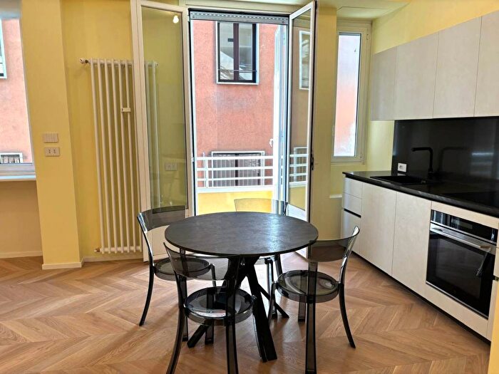 Appartamento bilocale in affitto in Via Santa Cecilia, San Babila, Milano