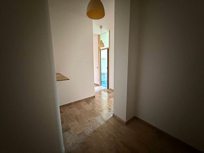 Appartamento trilocale in affitto in Via Ettore Ponti, Barona, Milano