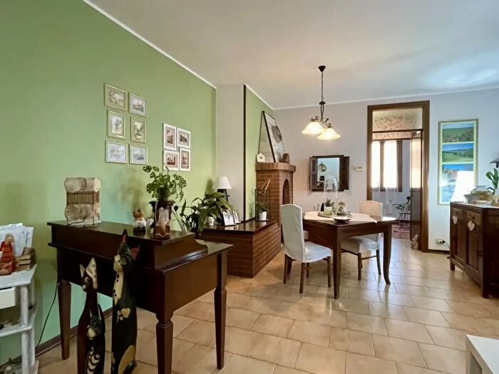 Appartamento quadrilocale in vendita in Via Gambarare C, Monselice