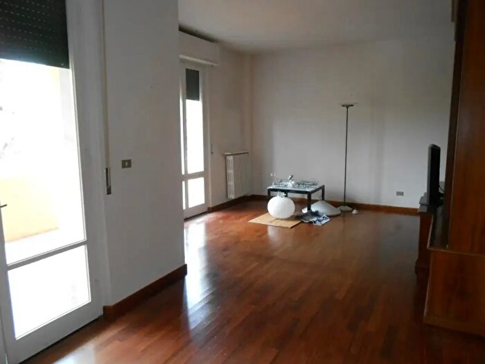 Appartamento con 5 locali in affitto in Dante da Castiglione, Firenze