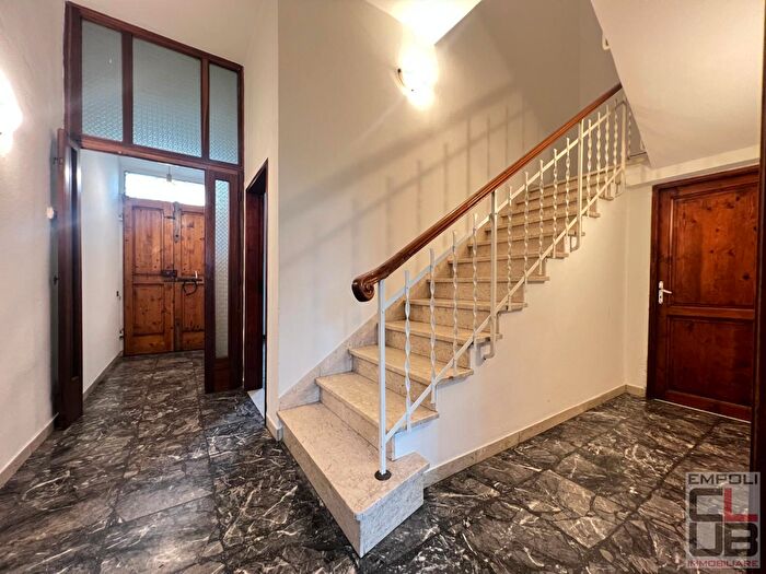 Casa con 6 locali in vendita in Ia Raffaello Caverni, Montelupo Fiorentino
