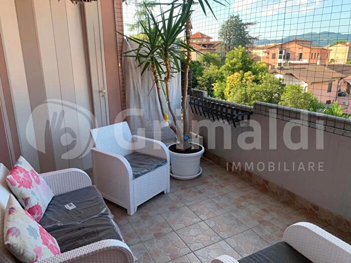 Appartamento trilocale in vendita in Via Jacopa De Settesoli, Assisi