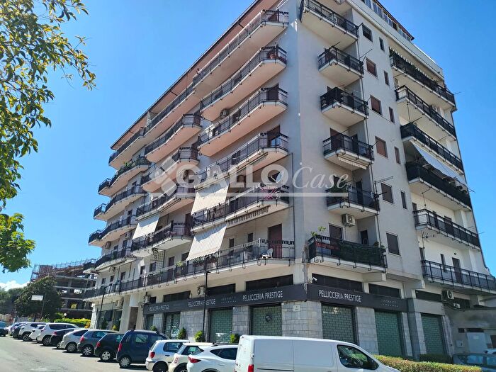 Appartamento bilocale in vendita in Via Genova Rende, Rende