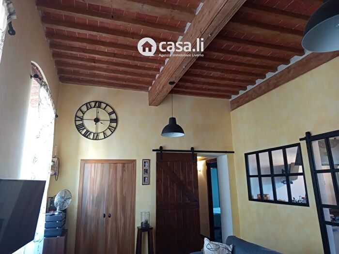 Appartamento con 5 locali in vendita in Livorno