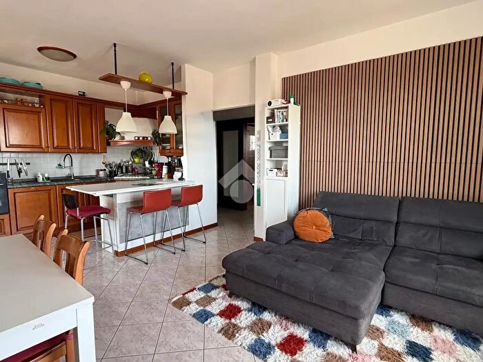 Appartamento trilocale in vendita in Via Giacomo Leopardi, Pordenone