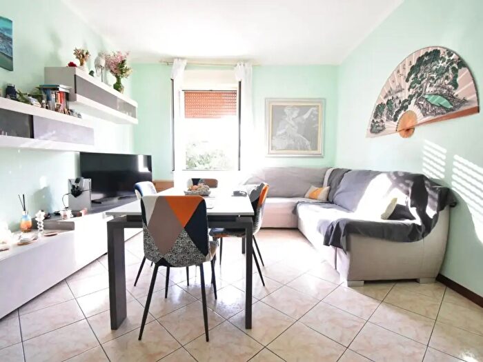 Appartamento trilocale in vendita in Viale I Maggio, Fidenza