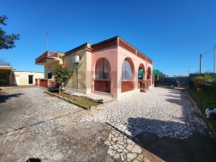 Casa quadrilocale in vendita in Via Antonio Vivaldi, Anzio