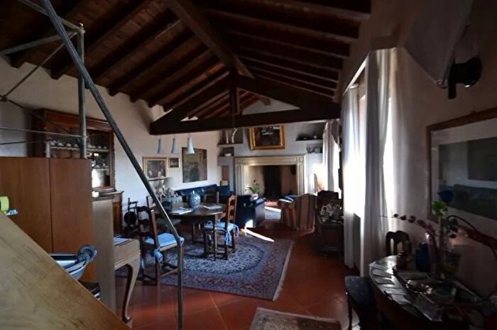 Casa con 7 locali in vendita in Via Barbaroli Bergamo, Bergamo