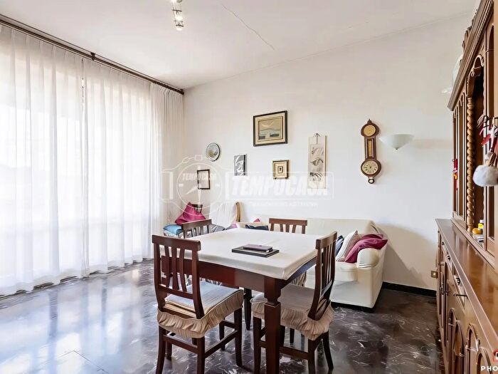 Appartamento con 5 locali in vendita in Bologna