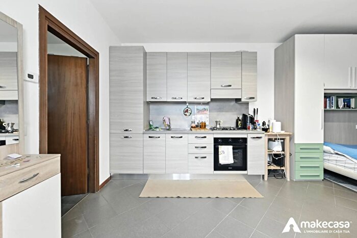 Appartamento monolocale in vendita in Via Santa Maria, Mulazzano