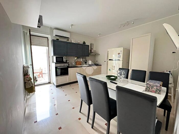 Casa quadrilocale in vendita in Via Generale Galliano, Altamura