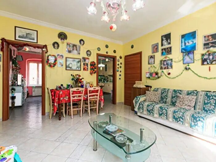 Appartamento quadrilocale in vendita in Via Walter Fillak, Genova