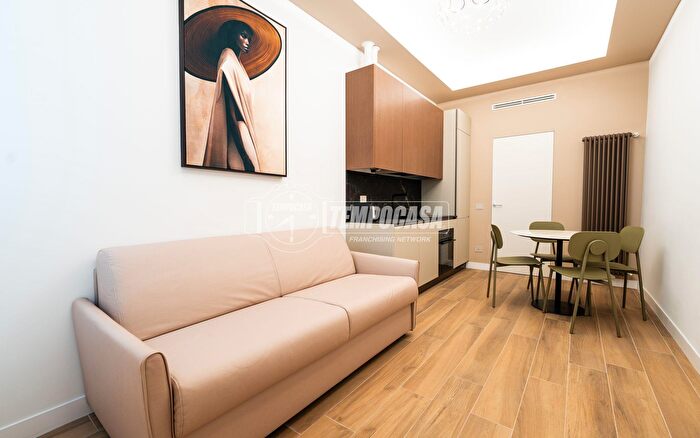 Appartamento bilocale in vendita in Via Ceresio, Milano