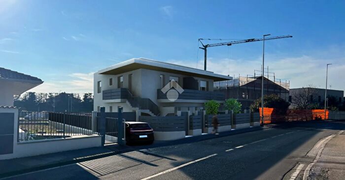 Appartamento trilocale in vendita in Via Colombaia, Rodengo Saiano