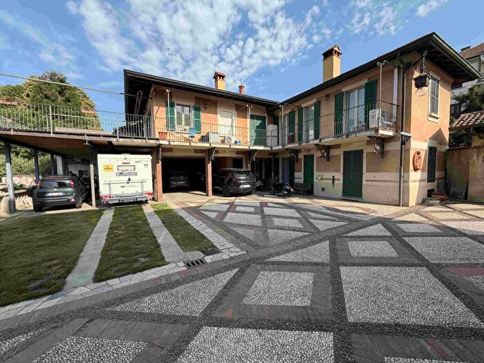 Case in Vendita e in Affitto - 3