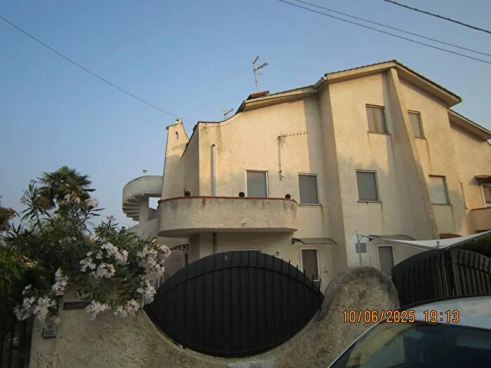 Casa con 6 locali in vendita in Via Marco Polo, Tarquinia