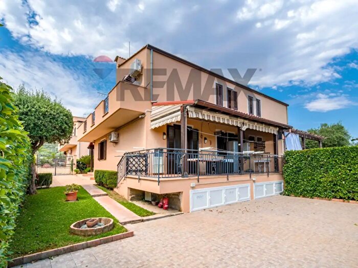 Casa con 5 locali in vendita in Strada Piano San Michele Snc, Altavilla Milicia